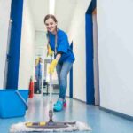 Trabajo para limpieza en edificios