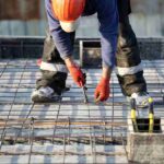 Trabajo para soldador en obra de construcción
