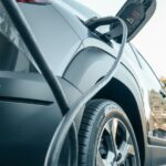 Chofer de vehículos eléctricos o híbridos corporativos